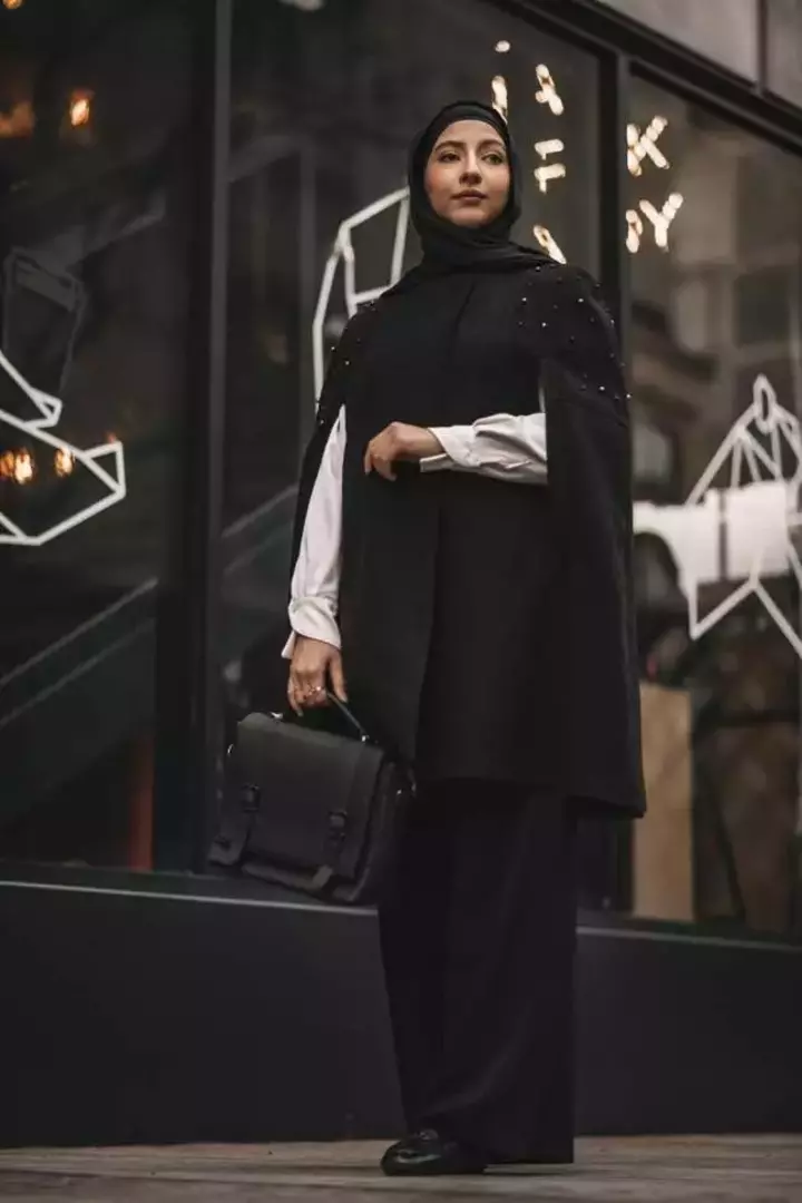 کافه بلک برز(فضای بیرونی کافه)