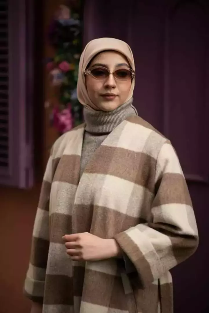 کافه ونیز(فضای بیرونی کافه)