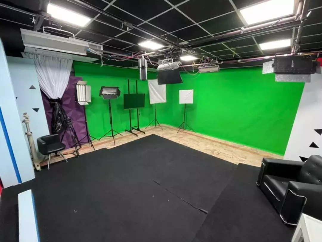 استودیو همارا