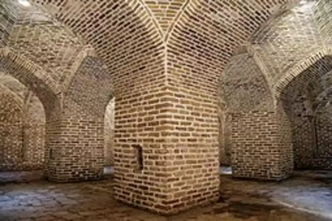 کاروان سرای دیرگچین