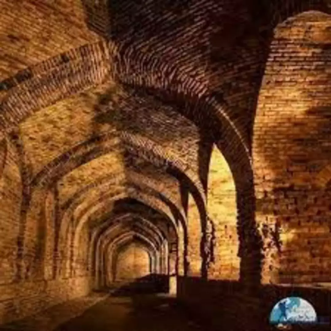 کاروان سرای دیرگچین