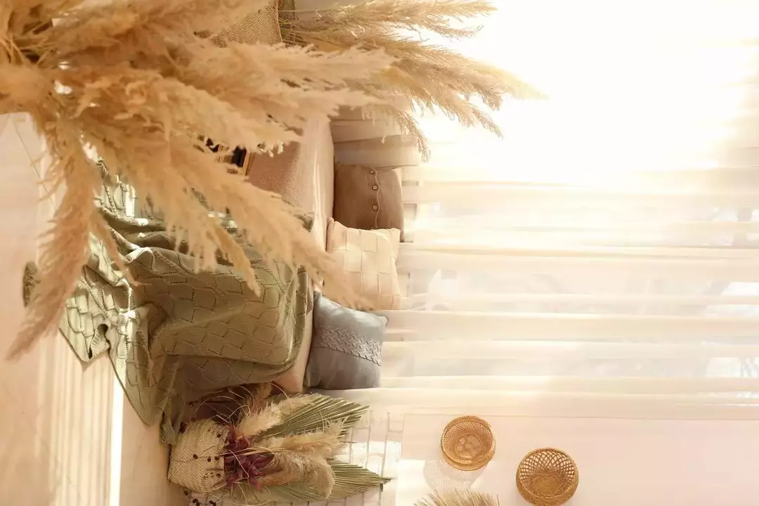 باغ عمارت پر مهر 