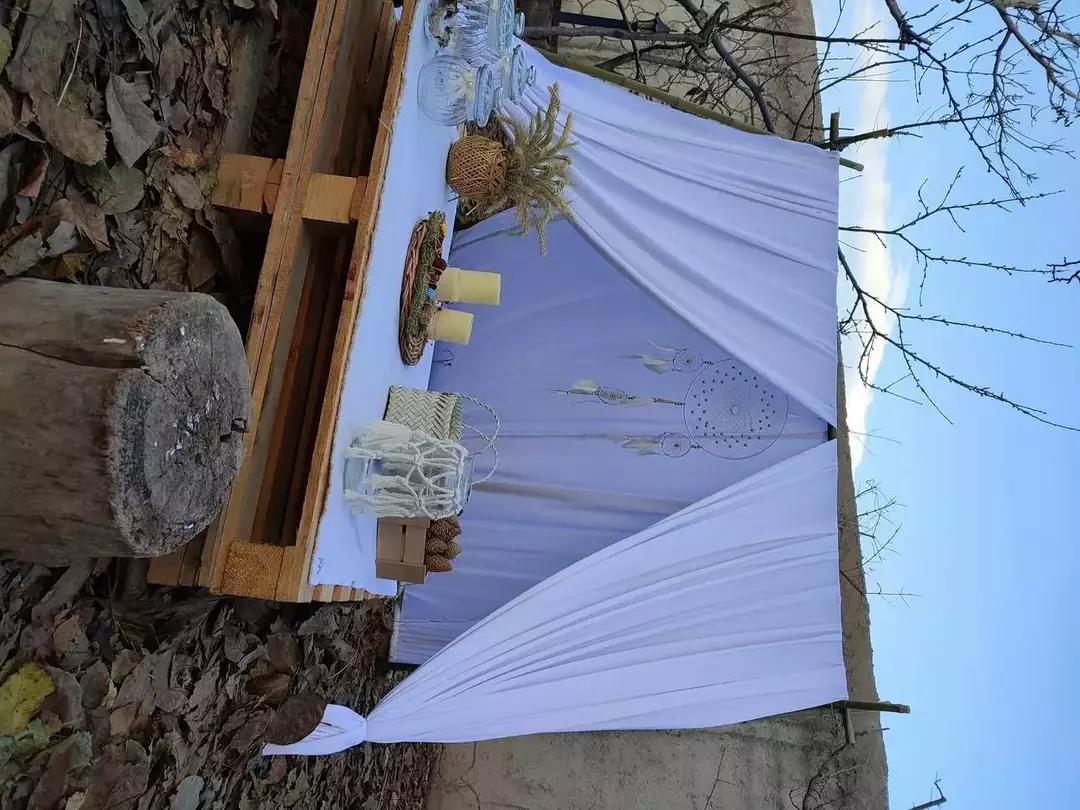 باغ عمارت پر مهر 