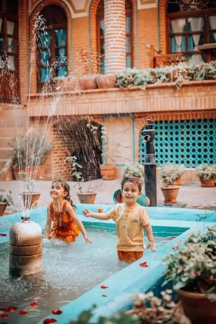 عمارت رزازی