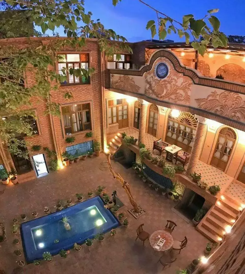 عمارت رزازی