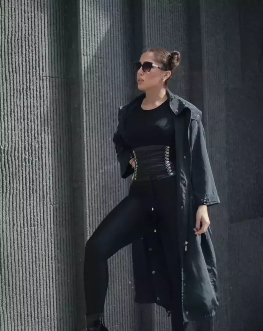 مینیمال مشکی دربند