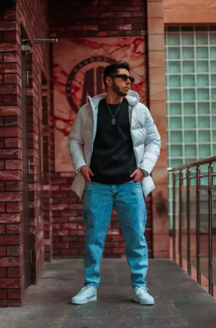 فضای بیرونی رستوران ارکیده