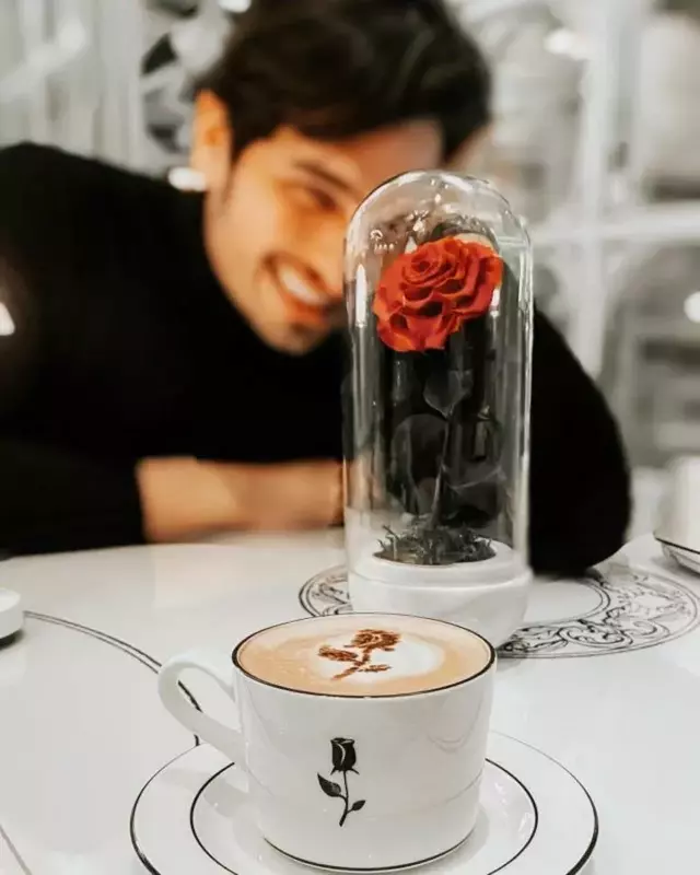 کافه فور اور رز