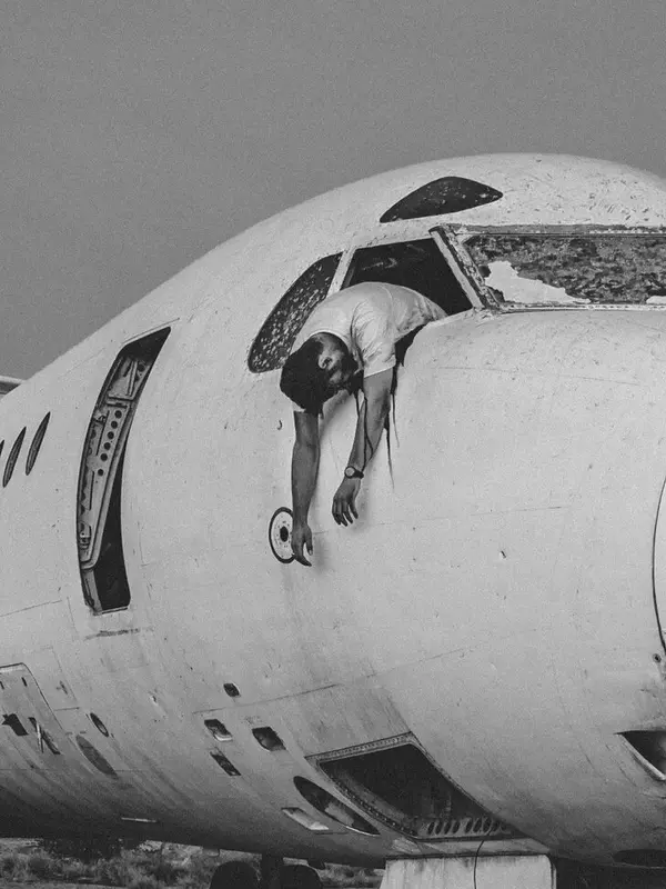 هواپیمای متروکه