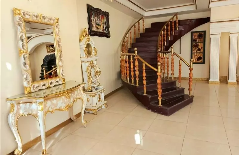 باغ عمارت گل مریم