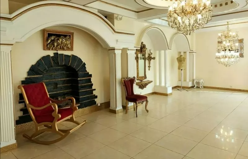 باغ عمارت گل مریم