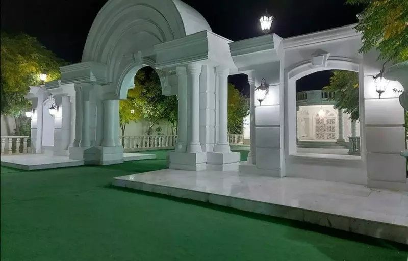 باغ عمارت گل مریم