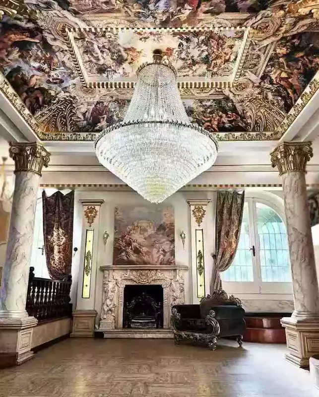 باغ عمارت آیت(عمارت + فضای باز)  10% OFF