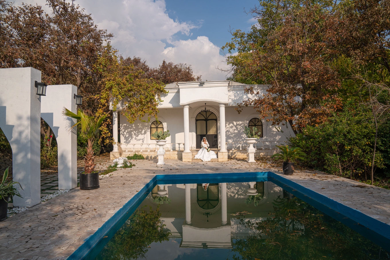 عکس باغ عمارت ویدا
