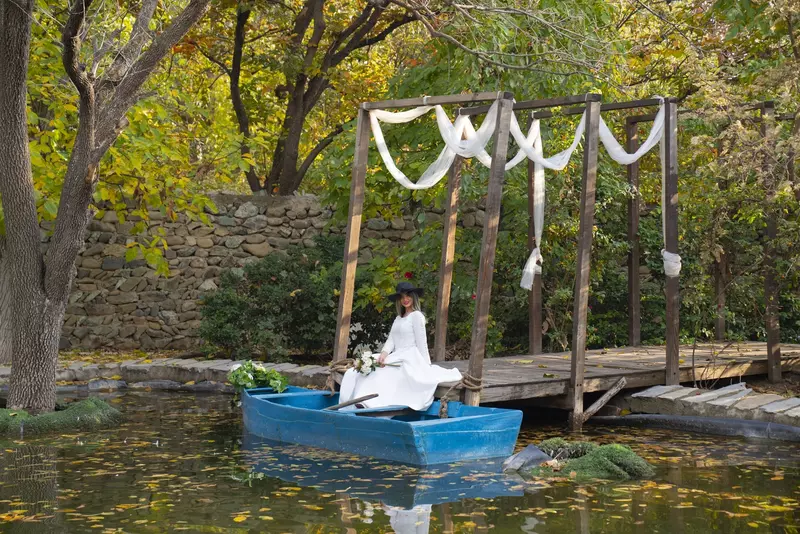 باغ عمارت ویدا