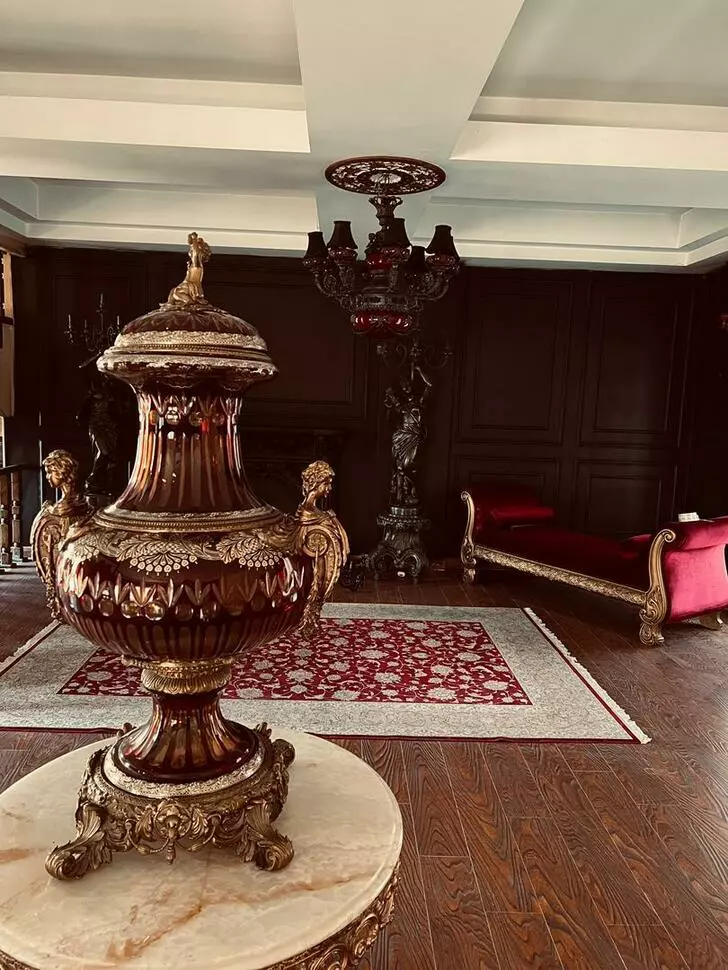 عکس باغ و عمارت کندو 