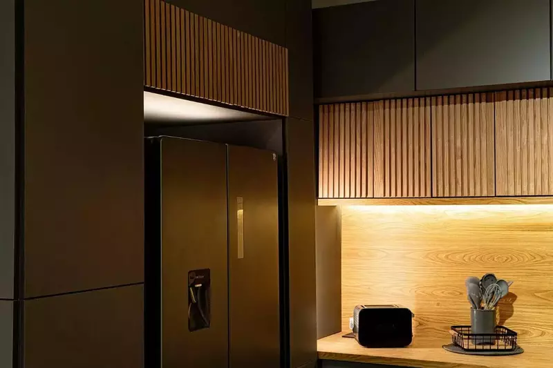 لوکیشن نور (استودیو خانگی)