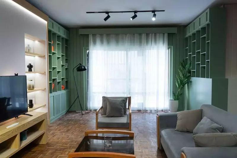 لوکیشن نور (استودیو خانگی)