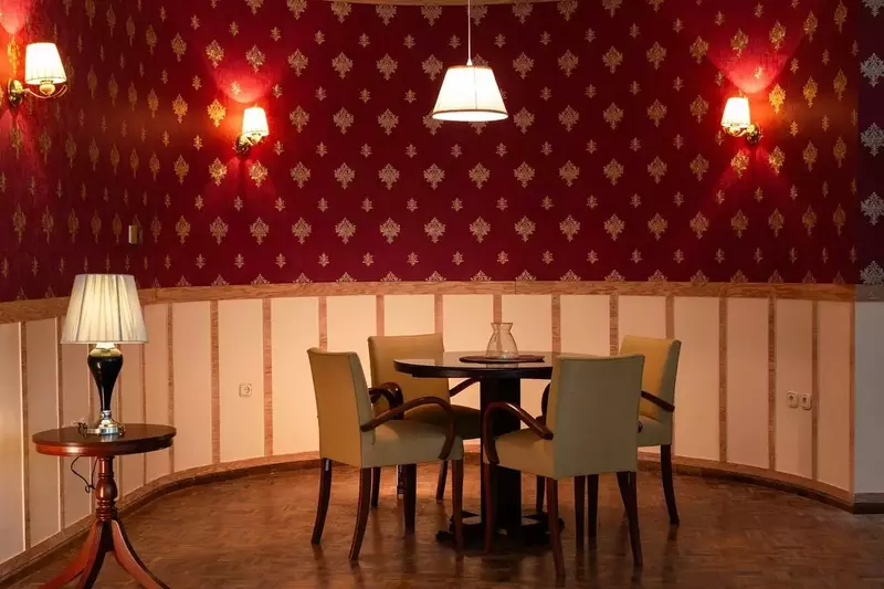 لوکیشن نور (استودیو خانگی)