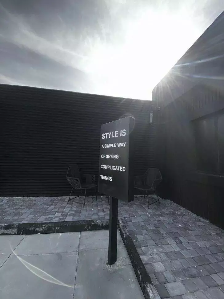 عکس  عمارت سانتا ماریا