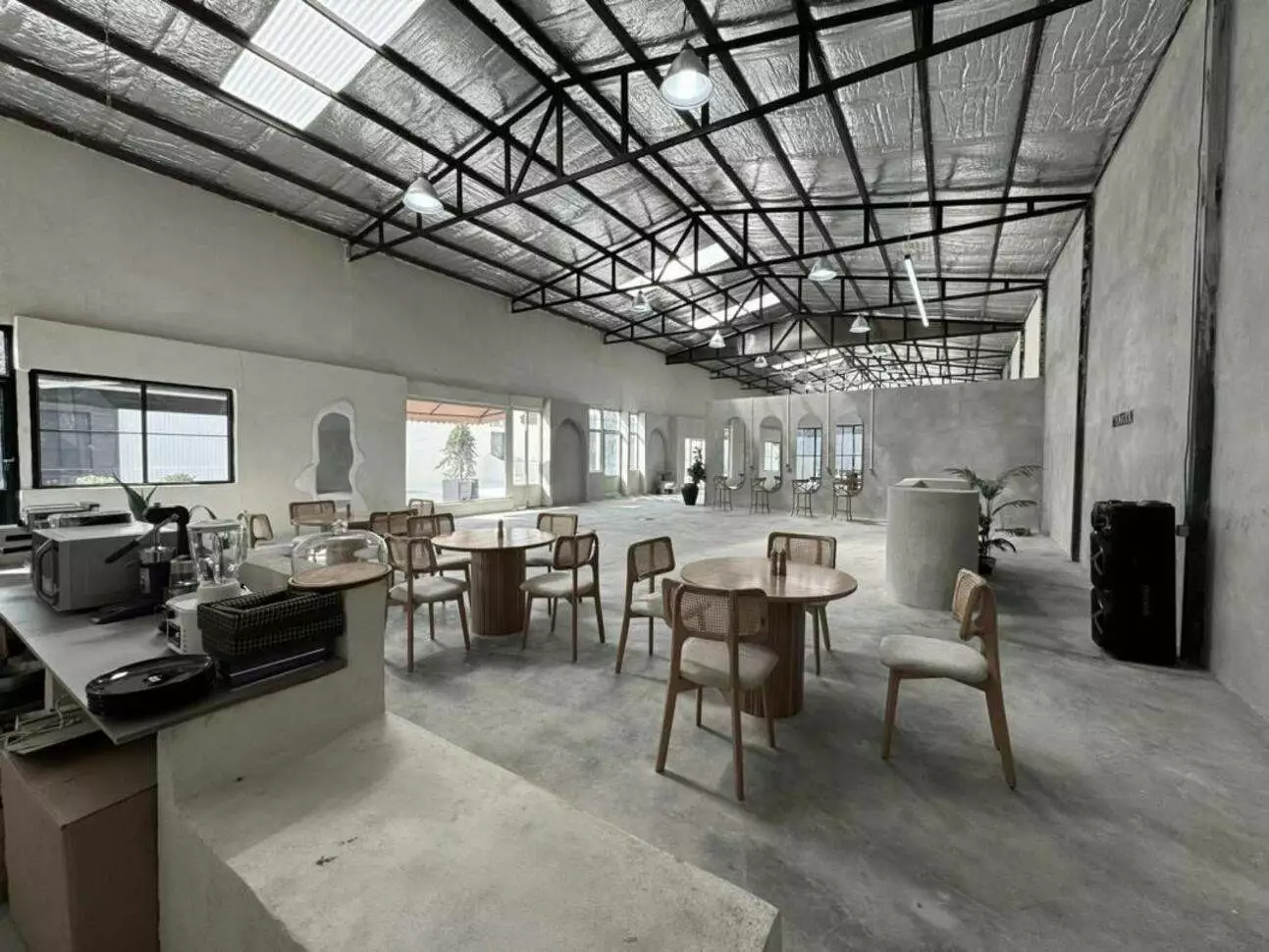 عکس استودیو ماژان