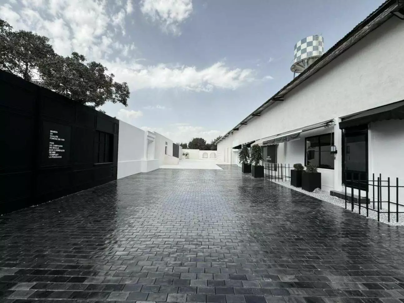 عکس استودیو ماژان