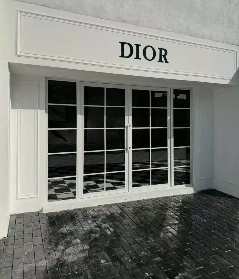 عکس استودیو ماژان