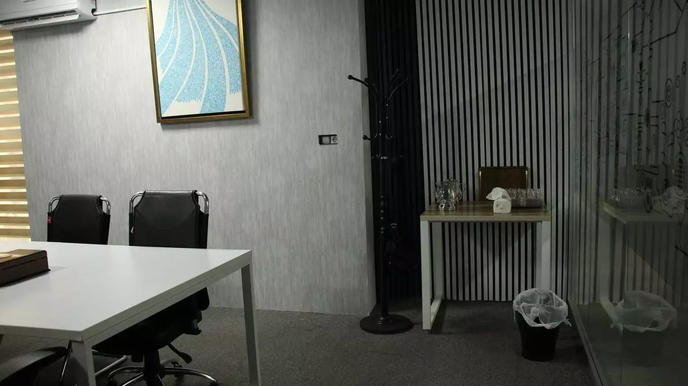 عکس استودیو ازنو