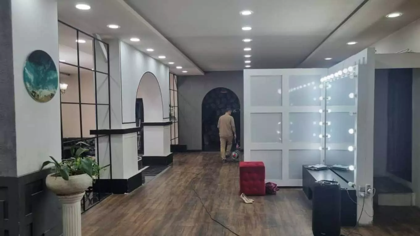 عکس استودیو ماوی