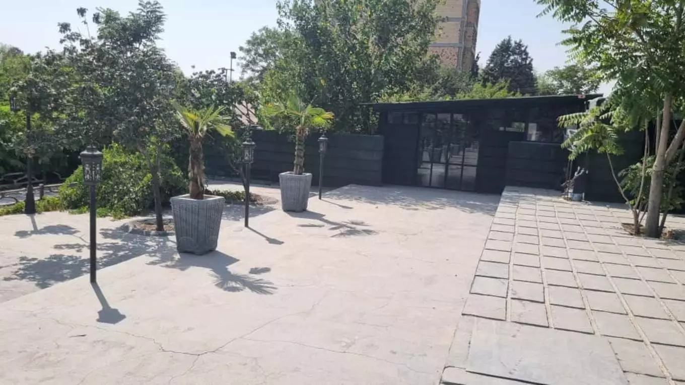 عکس استودیو ماوی