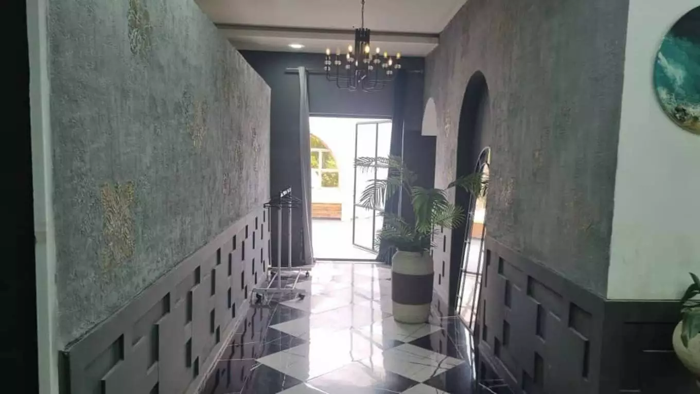 عکس استودیو ماوی