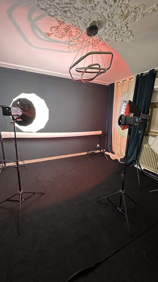 فضای آتلیه مهری