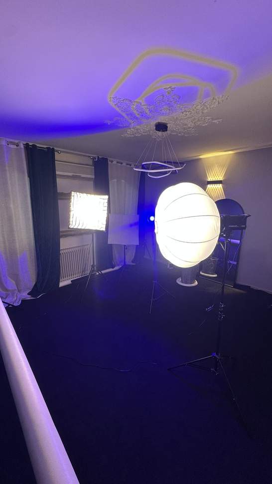 فضای آتلیه مهری