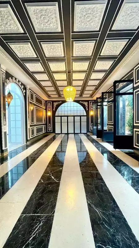 باغ عمارت قصر سفید