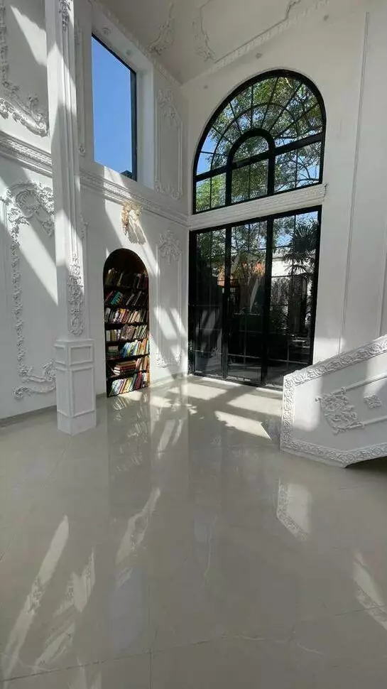 عکس باغ عمارت قصر سفید