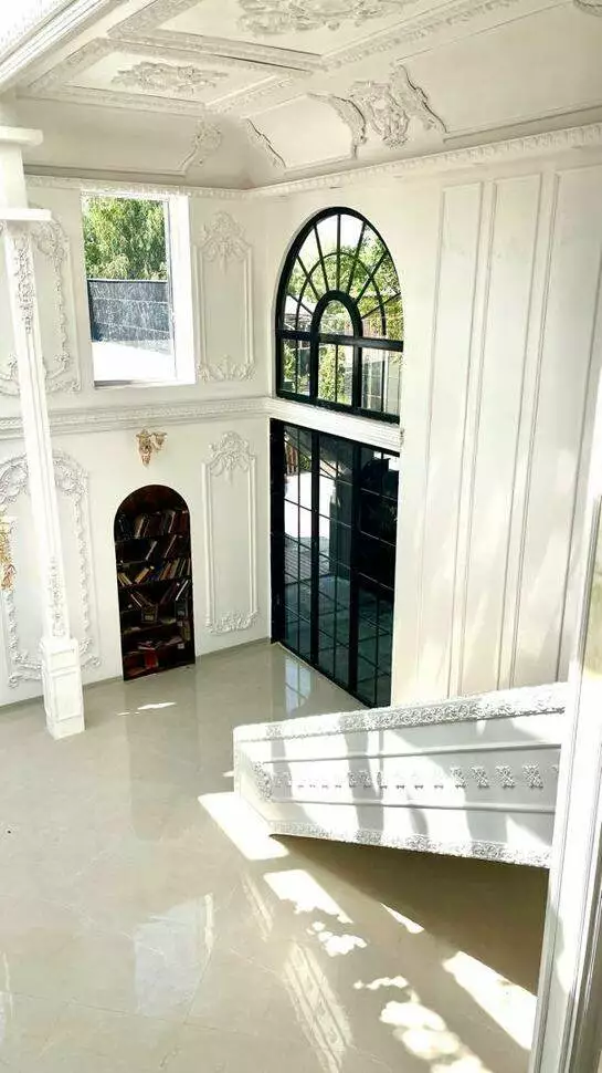 عکس باغ عمارت قصر سفید