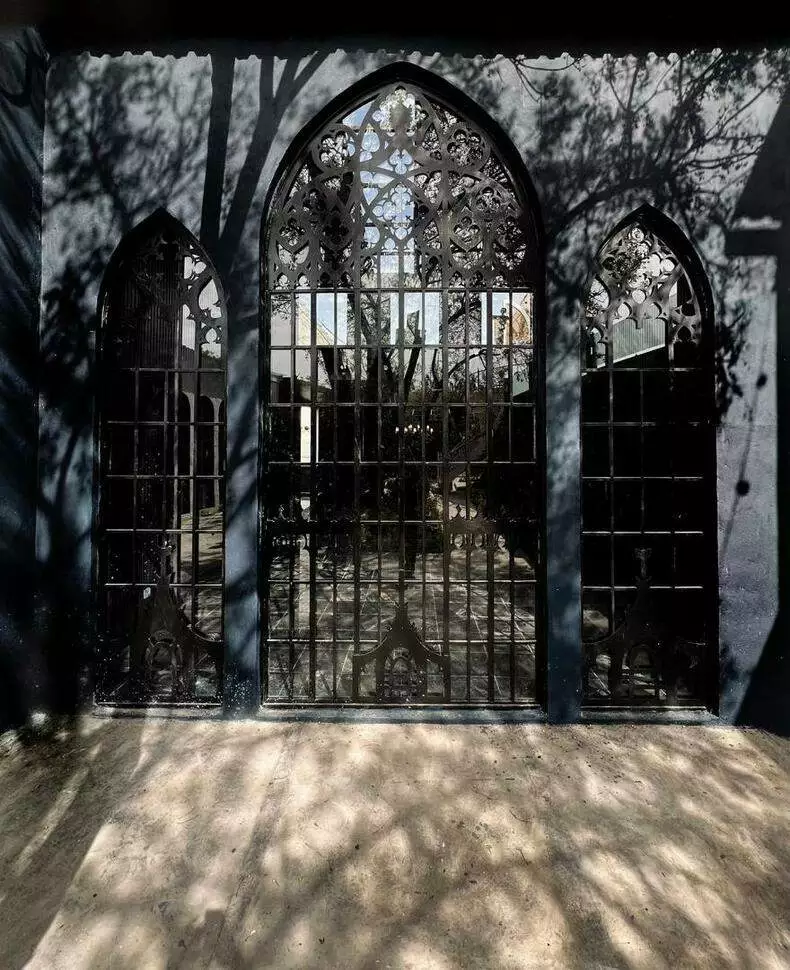 عکس باغ عمارت قصر سفید