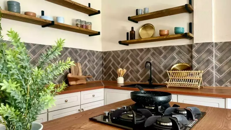 لوکیشن نور (استودیو خانگی)