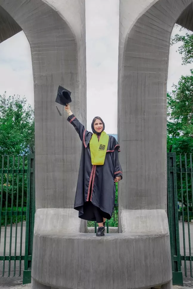 عکاسی فارغ التحصیلی