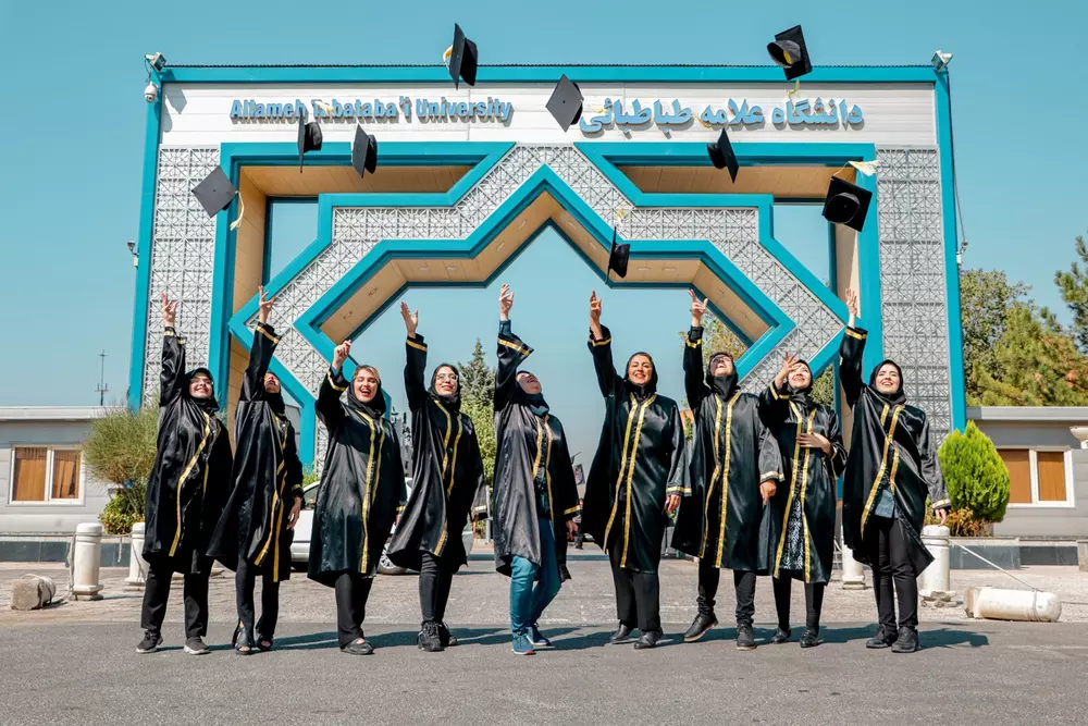 عکاسی فارغ التحصیلی