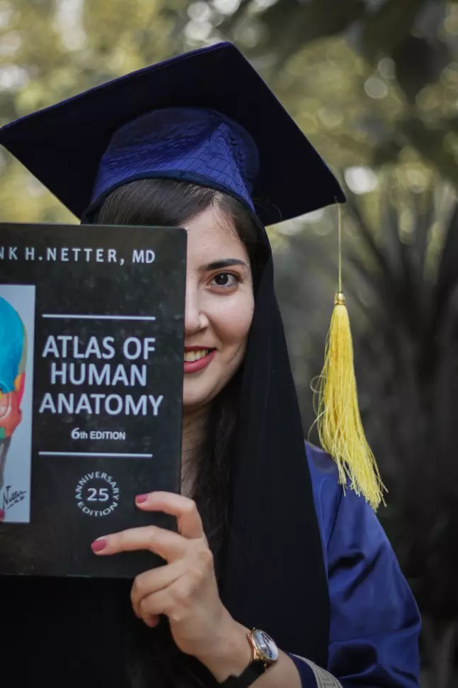 عکاسی فارغ التحصیلی