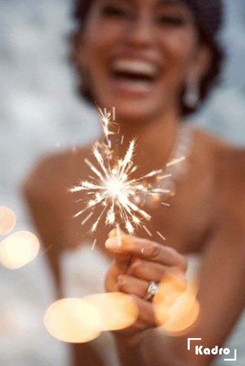 ژست عکس برفی عاشقانه