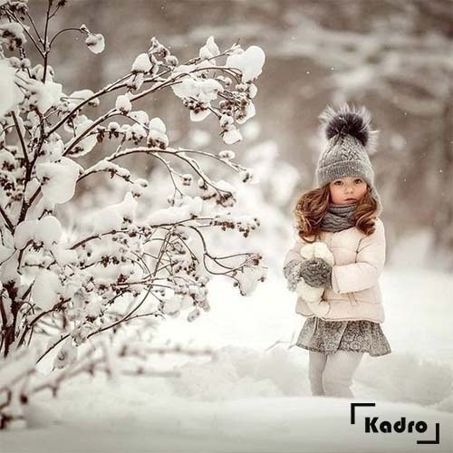 ژست عکس برفی عاشقانه