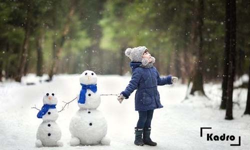 ژست عکس برفی عاشقانه