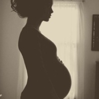 عکاسی بارداری ، آتلیه یا منزل؟